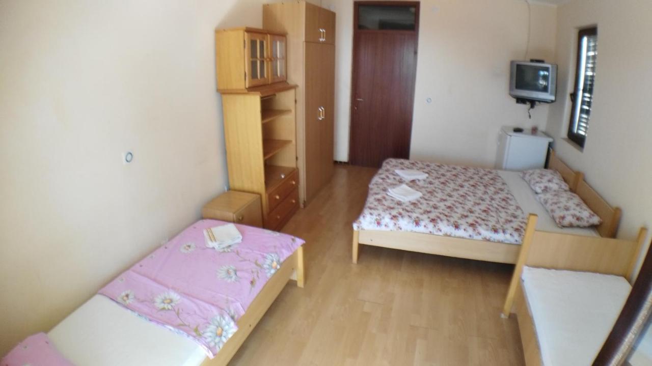Guesthouse Obala ซูโตมอเร ภายนอก รูปภาพ