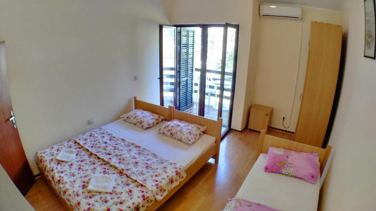 Guesthouse Obala ซูโตมอเร ภายนอก รูปภาพ
