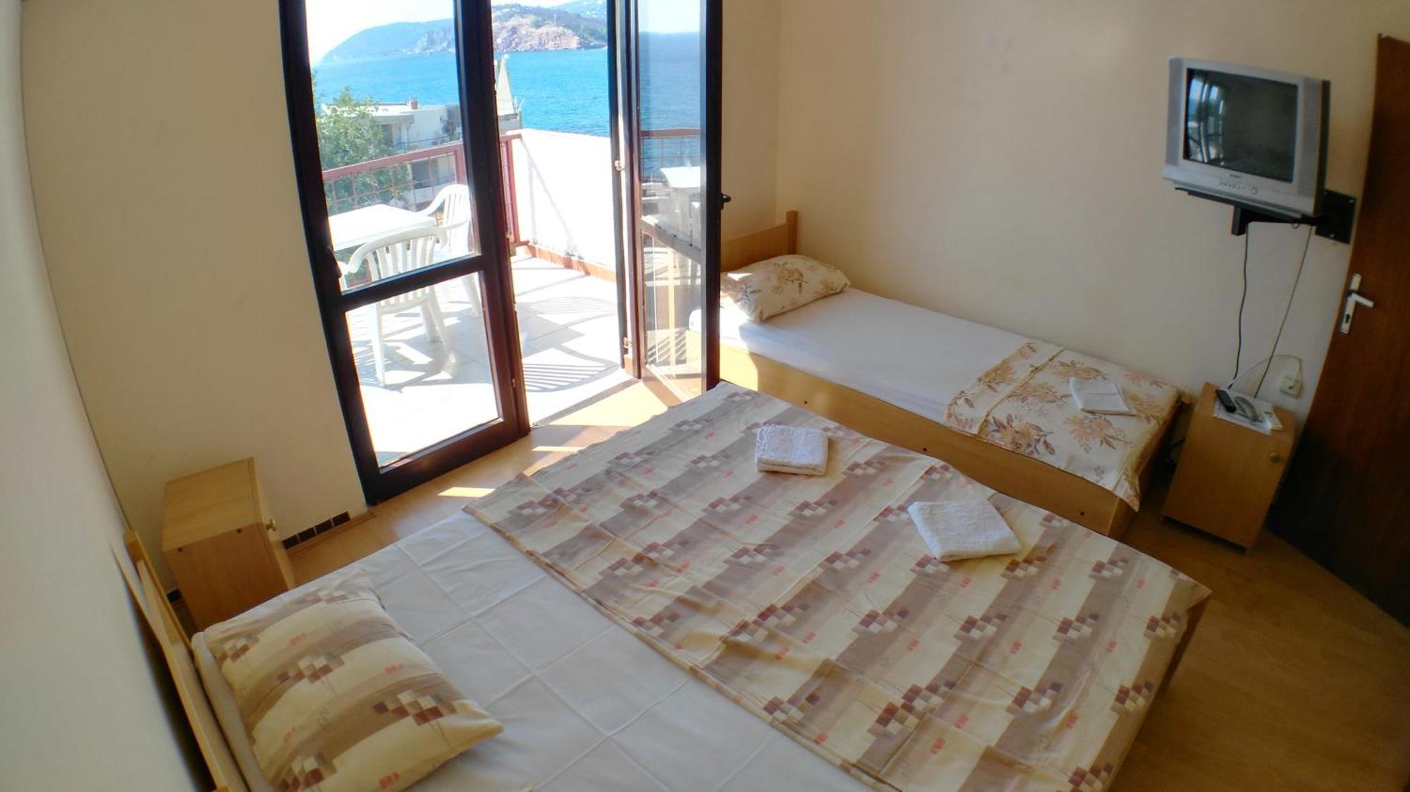 Guesthouse Obala ซูโตมอเร ภายนอก รูปภาพ