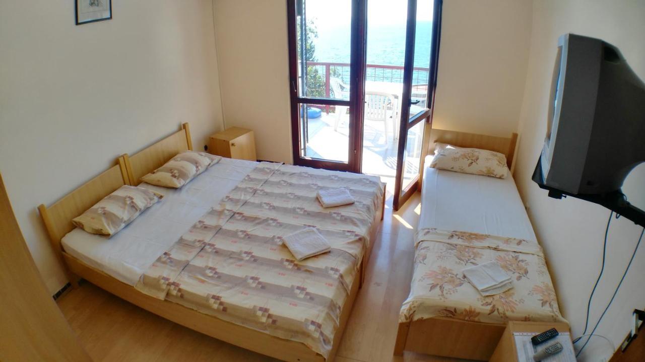 Guesthouse Obala ซูโตมอเร ภายนอก รูปภาพ